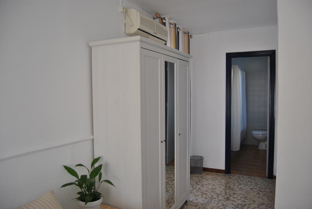 Hostal Puerto De Santa Maria El Puerto de Santa María Εξωτερικό φωτογραφία